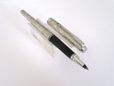 MAGNIFIQUE STYLO ROLLER BILLE