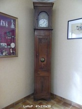 Horloge normande, coffre en merisier