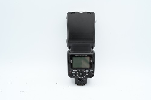 Nikon 700 speedlight flash - speedlight,