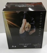 Figurine Square Enix Cloud