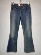 Levi’s Low Rise 518 Boot Cut