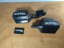 PAIRE DE PROTEGES MAINS