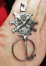 Fibule ancienne en argent