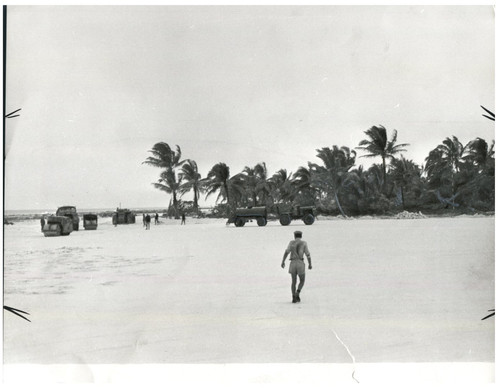 Atoll mururoa base - mururoa,,
