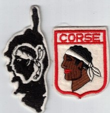 2 ECUSSONS BRODES CORSE TETE