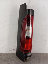 Feu arriere principal gauche