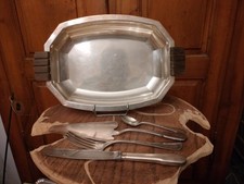 lot de couverts et Plat en