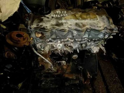 Nissan almera tino - nissan, v10