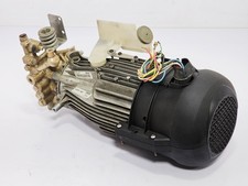 POMPE Et Assemblage De Moteur