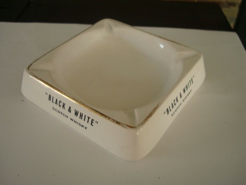 Ancien cendrier whisky black - ,