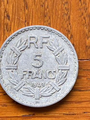 Pièces francs lavriller - de,