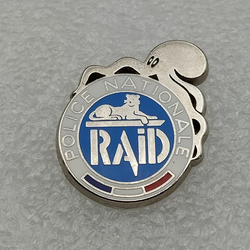 Pin's-RAID-PIEUVRE-Bleu-Police