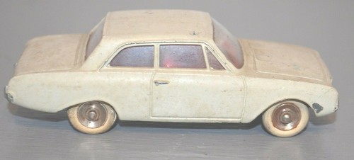 Dinky toys voiture ford - ford, taunus