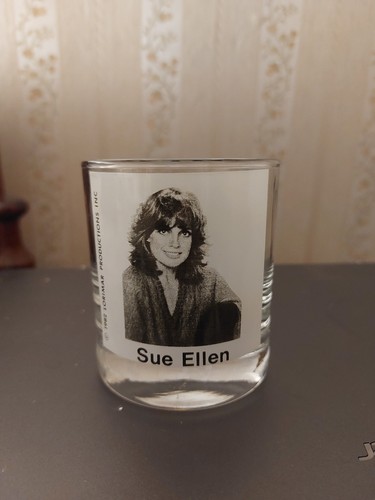 Superbe verre whisky avec - a,