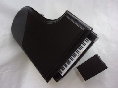 Instrument musique miniature - musique,