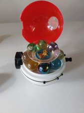 Pokémon Pokeball Dracaufeu Année 2000. Nintendo. Marvel Lanceur De Bille Pokémon