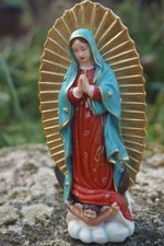 RE0418 FIGURINE STATUETTE