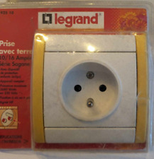 sagane prise de courant avec