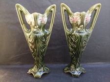 Paire vases art nouveau Barbotine époque 1900 Très bon état hauteur 28,5 cms