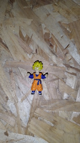 Figurine dragon ball goten - ball, z
