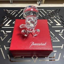 Baccarat Cystal snoopy assis