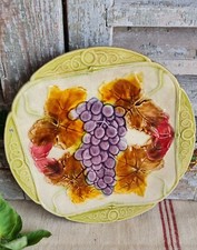 ANCIENNE ASSIETTE BARBOTINE DECOR RAISIN