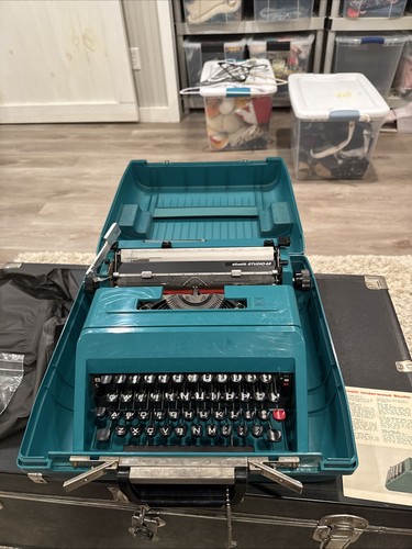 Vintage olivetti studio - vintage,