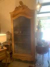 VITRINE VAISSELIER LINGÈRE  ROCAILLE PROVENÇAL  LOUIS XV NOYER  BRUT