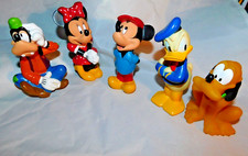 LOT DE 5 FIGURINES EN PVC SOUPLE MICKEY MINNIE  DINGO DONALD  PLUTO EN BEL ETAT