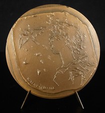 Médaille Le Chant symbolisé par un oiseau; chanteur chanter 1976 H YENCESSE Lyre