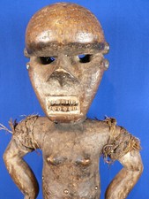 Ancienne statue Dan / art