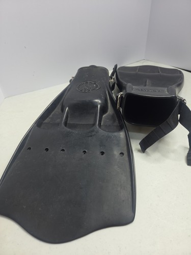 Broken strap scubapro jet - broken,