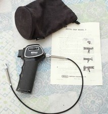 Nikon Pistol grip Model 2 et déclencheur à distance incomplet