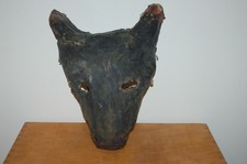 Ancien masque en papier journal , papier maché , loup , carnaval , collection