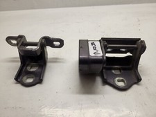 Charnière de porte arrière