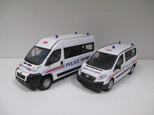 LOT de 2 Fourgons POLICE