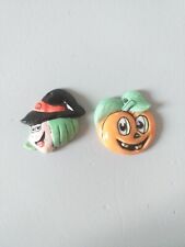 2 Fèves pendentif Halloween en céramique Tête de sorcière et citrouille