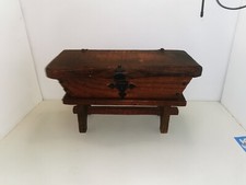 boîte à bijoux en bois  reproduction pétrin ancien