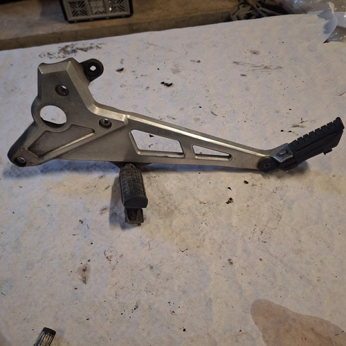 Platine gauche honda 450 cbs - platine,