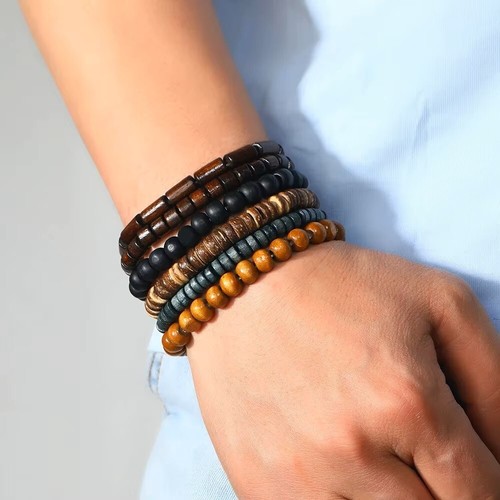Lot bracelets de - de,