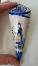 19eme Petit Ancien vase bouquetière mural HB Quimper cornet soliflore suspension