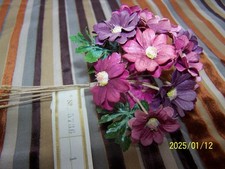 Ancien bouquet de fleurs en tissu pour création chapeaux, autre..N°503