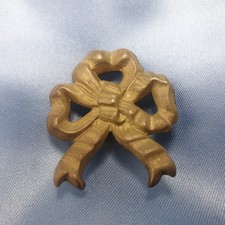 Cache clou ancien en bronze