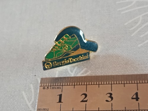 Pins pin sport sergio - sport,