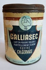 Ancienne boîte métallique