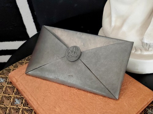 Porte courrier orné une - porte, courrier,