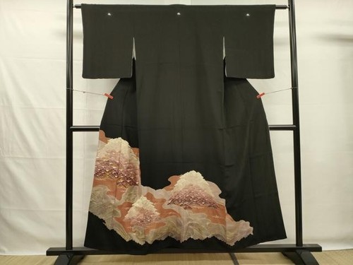 Kimono japonais noir tomesode