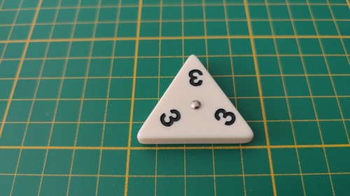 Pièce triangulaire 3 - 3,