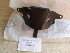 UN SUPPORT DE TETE DE FOURCHE NEUF ORIGINE Ducati 937 Monster 2023 8301L781AA