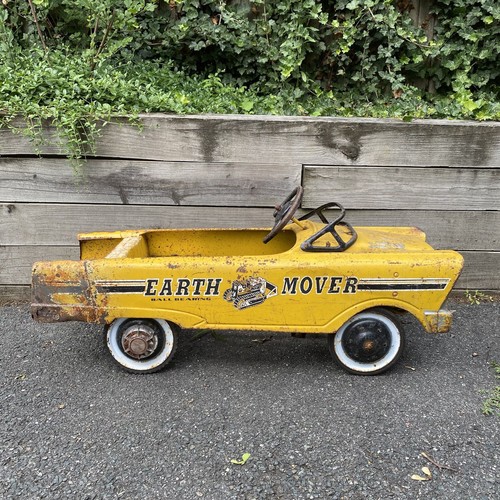 Vintage pedal car 1960 - vintage, 1960’s
